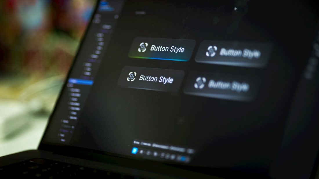 Pantalla con distintas opciones de interfaz durante un proceso de rediseño